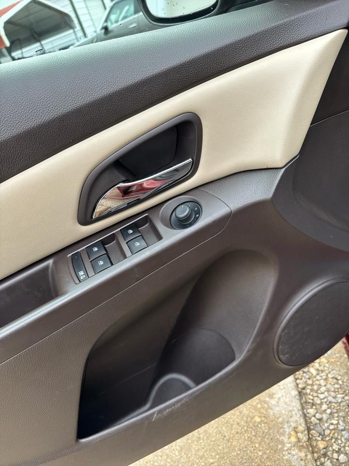 2012 Chevrolet Cruze 4dr Sdn LT w/2LT