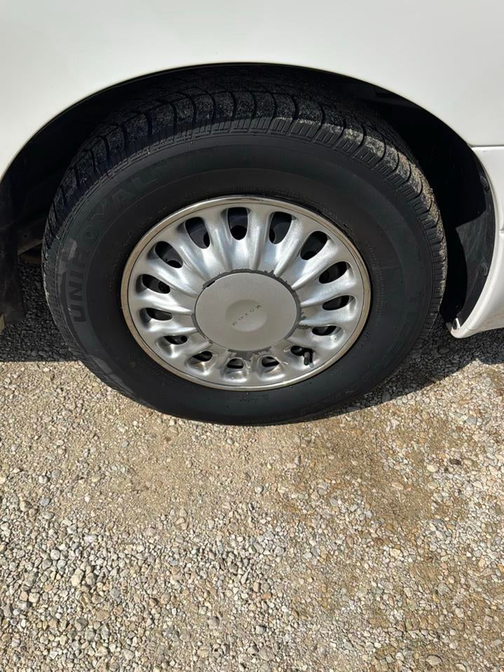 2005 Buick LeSabre 4dr Sdn Custom