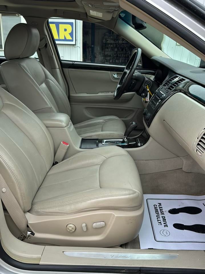 2009 Cadillac DTS 4dr Sdn w/1SC