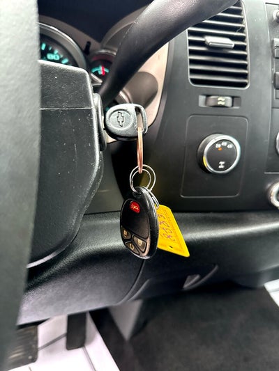 2011 Chevrolet Silverado 3500HD 4WD Crew Cab 153.7" SRW LT