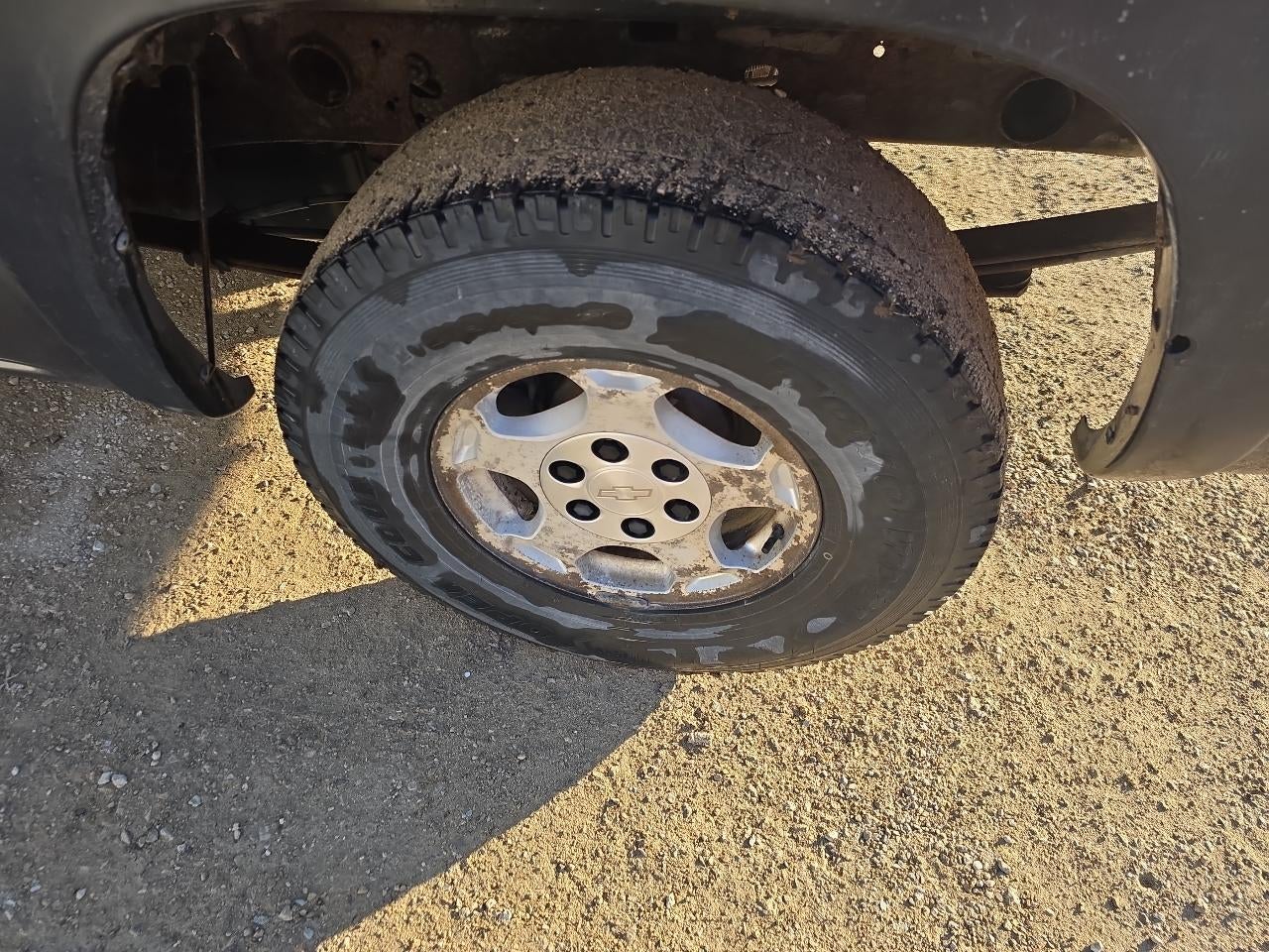 1999 Chevrolet Silverado 1500 2WD Double Cab 143.5" LS