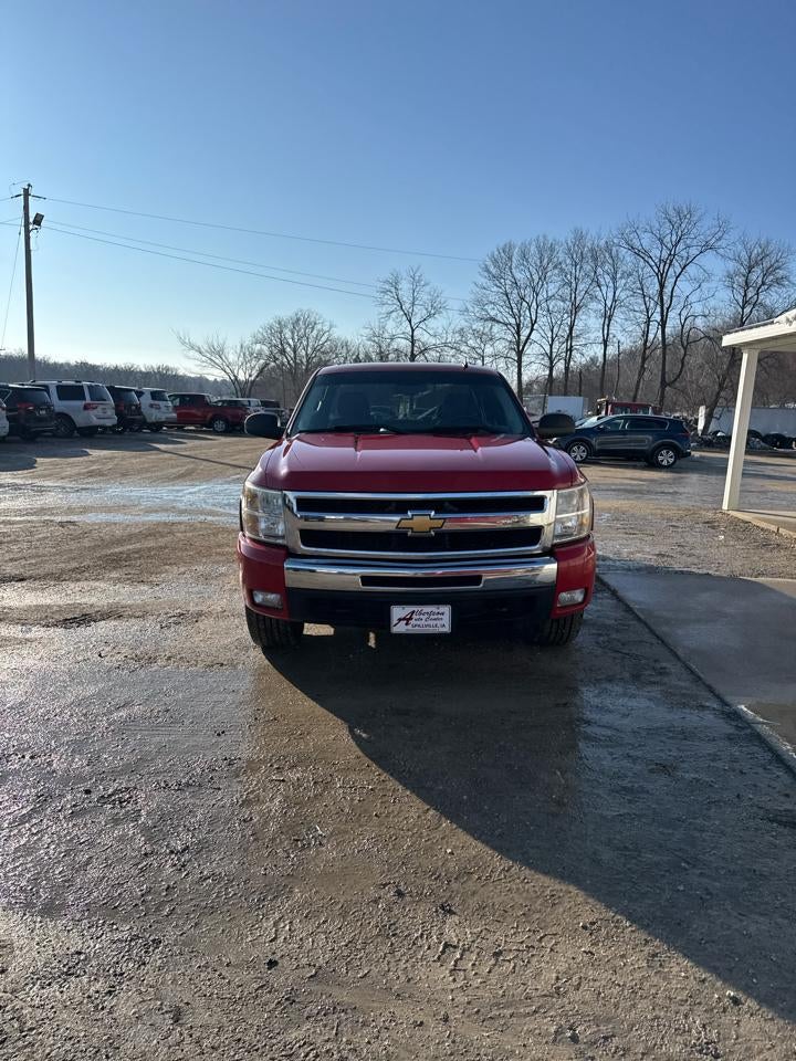 2009 Chevrolet Silverado 1500 4WD Ext Cab 143.5" LT