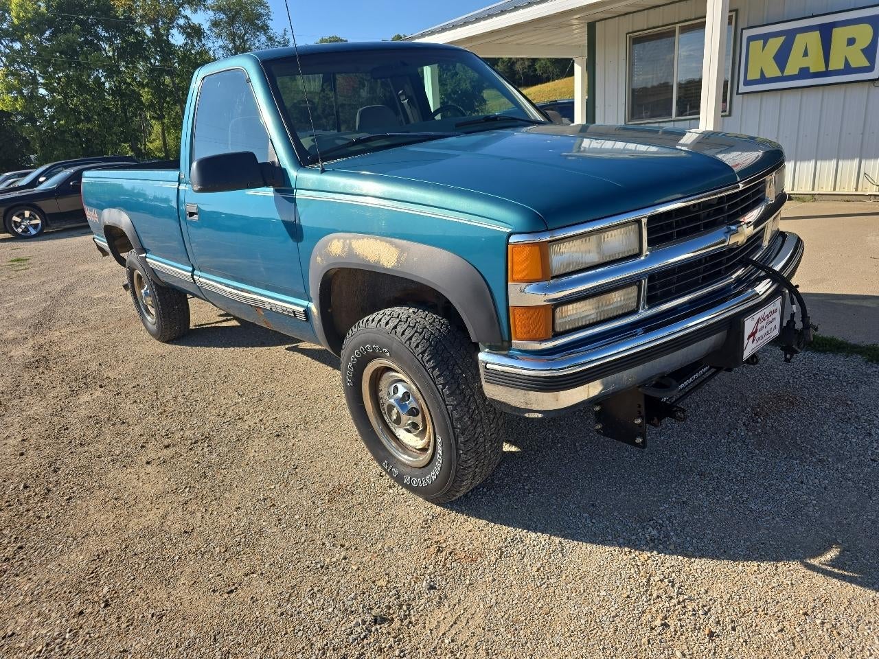 1998 Chevrolet C/K 2500 HD Reg Cab 131.5" WB 4WD C6P