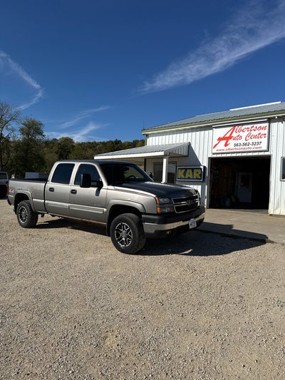 2006 Chevrolet Silverado 2500HD Crew Cab 153" WB 4WD LT1