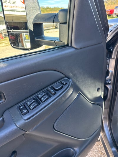 2006 Chevrolet Silverado 2500HD Crew Cab 153" WB 4WD LT1