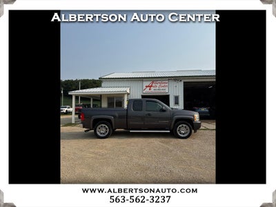 2011 Chevrolet Silverado 1500 4WD Ext Cab 143.5" LT
