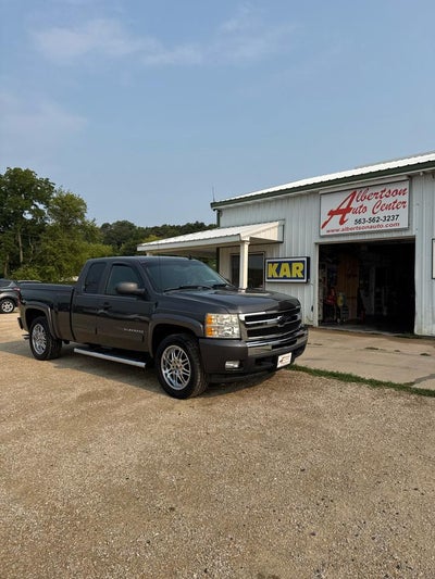 2011 Chevrolet Silverado 1500 4WD Ext Cab 143.5" LT