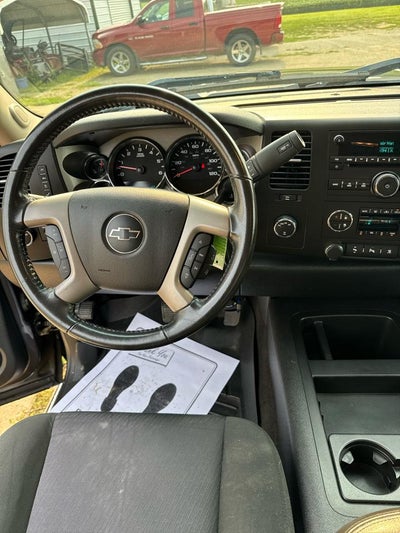 2011 Chevrolet Silverado 1500 4WD Ext Cab 143.5" LT