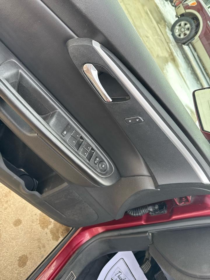 2011 Chevrolet Traverse AWD 4dr LT w/1LT