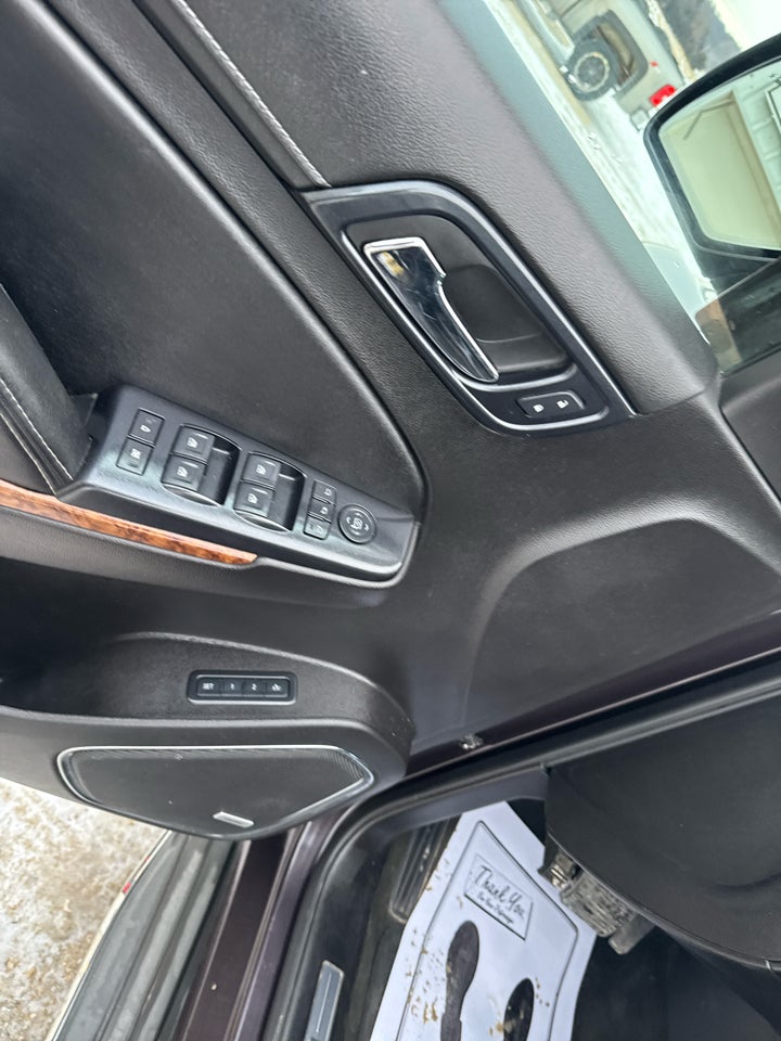 2015 Chevrolet Tahoe 4WD 4dr LTZ