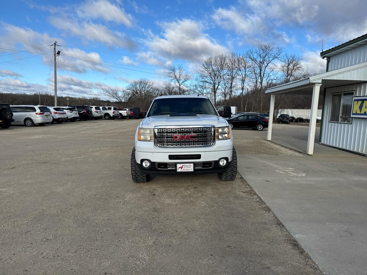 2011 GMC Sierra 2500HD 4WD Crew Cab 153.7" Denali