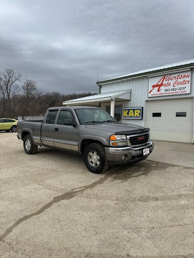 2006 GMC Sierra 1500 Ext Cab 143.5" WB 4WD SLT