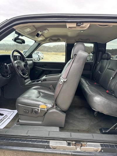 2006 GMC Sierra 1500 Ext Cab 143.5" WB 4WD SLT