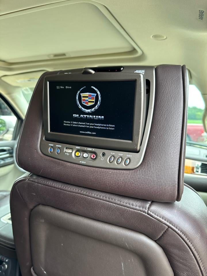 2014 Cadillac Escalade AWD 4dr Platinum