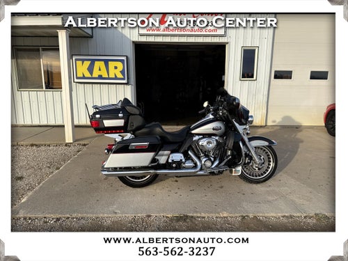 2010 Harley-Davidson FLHTCU Ult EG Classic Base