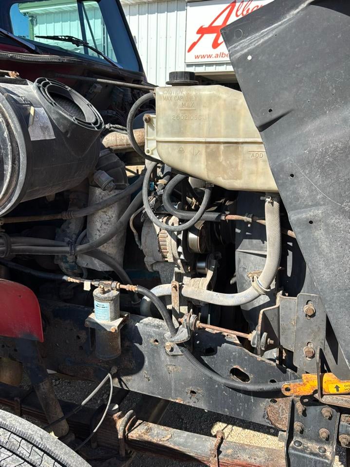 2002 International 4700 -