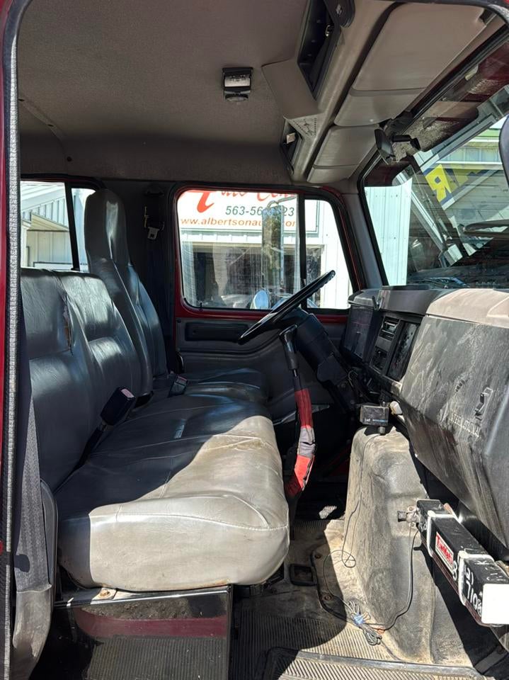 2002 International 4700 -