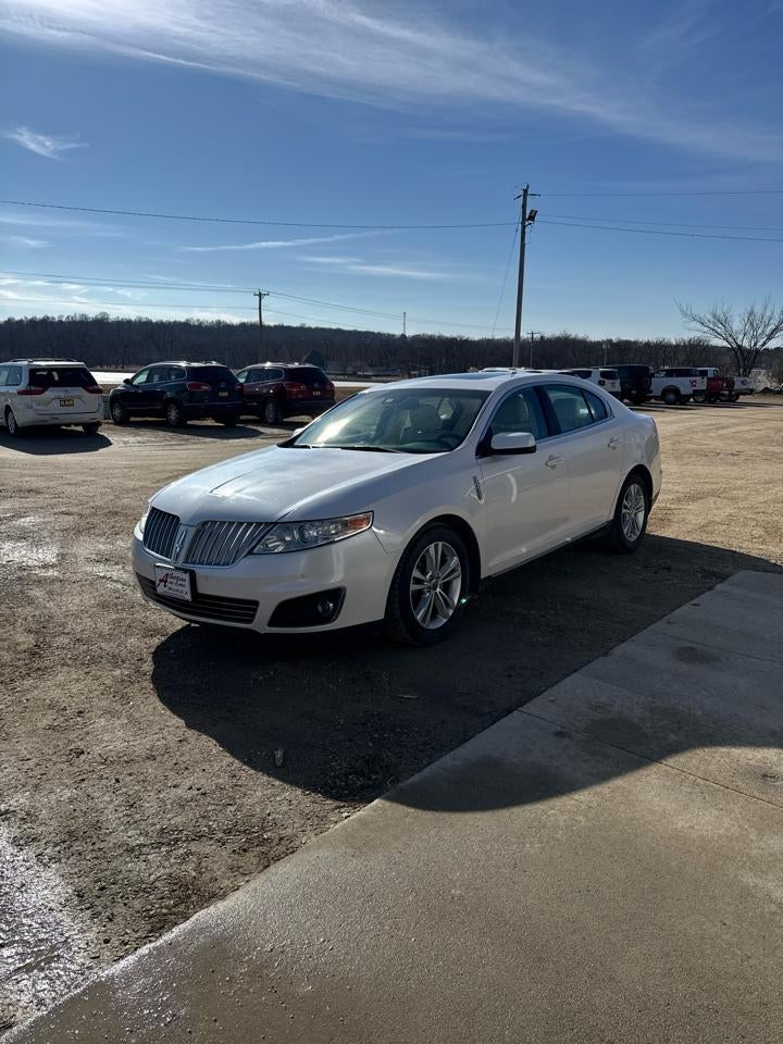 2011 Lincoln MKS 4dr Sdn 3.7L FWD