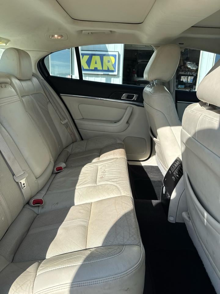 2011 Lincoln MKS 4dr Sdn 3.7L FWD