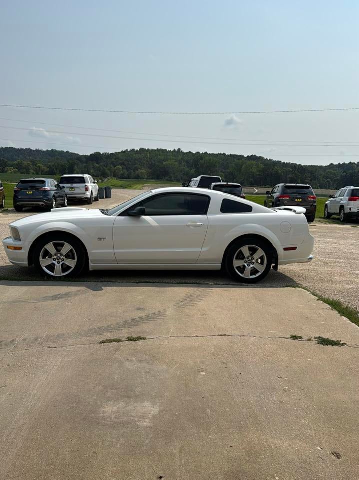 2007 Ford Mustang 2dr Cpe GT Deluxe