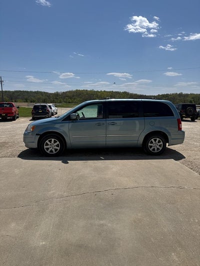 2010 Chrysler Town & Country 4dr Wgn Touring