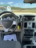 2010 Chrysler Town & Country 4dr Wgn Touring