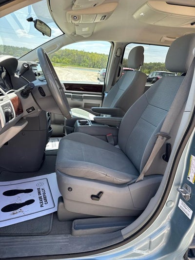 2010 Chrysler Town & Country 4dr Wgn Touring
