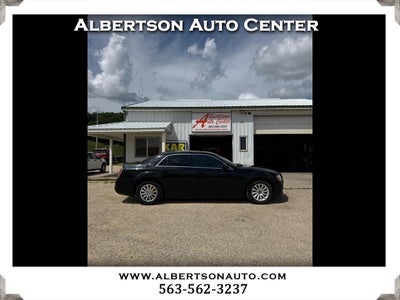 2013 Chrysler 300 4dr Sdn RWD