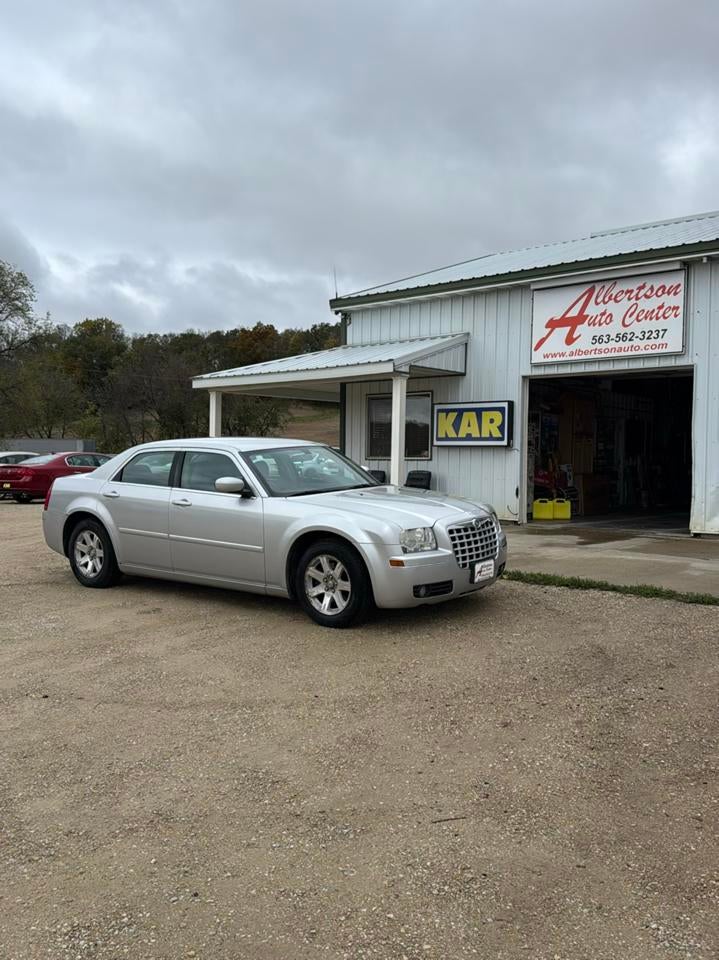 2007 Chrysler 300 4dr Sdn 300 Touring RWD