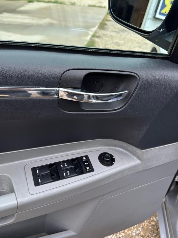 2007 Chrysler 300 4dr Sdn 300 Touring RWD