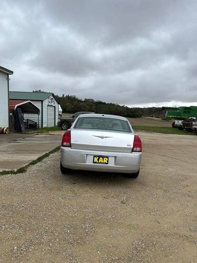 2007 Chrysler 300 4dr Sdn 300 Touring RWD