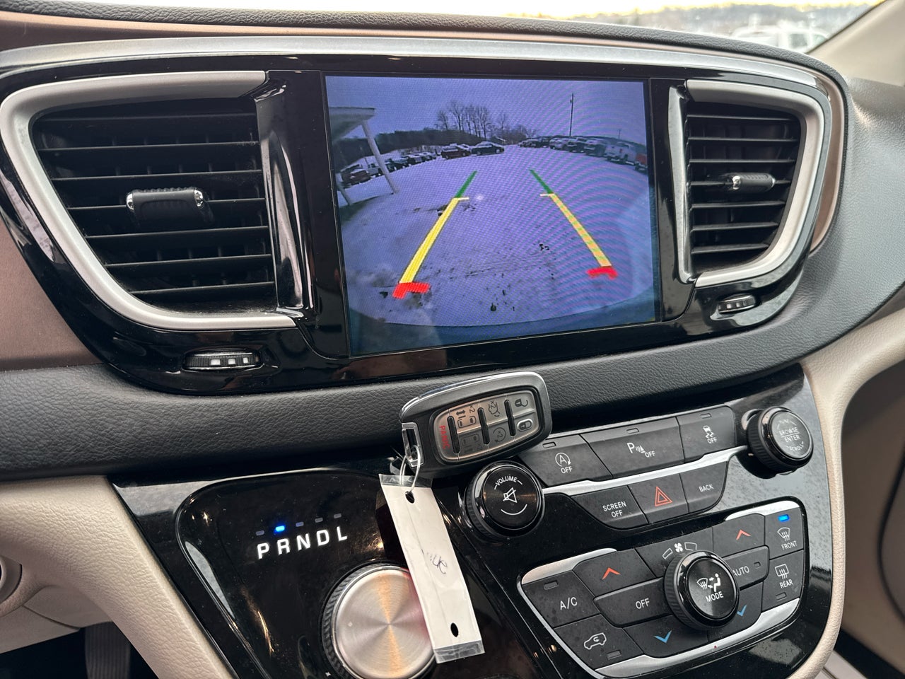 2017 Chrysler Pacifica Touring-L FWD