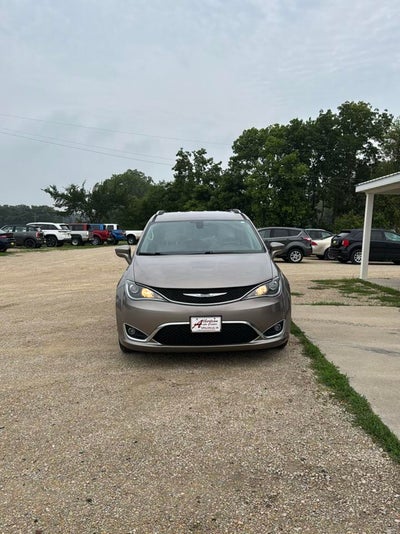 2017 Chrysler Pacifica Touring-L Plus FWD