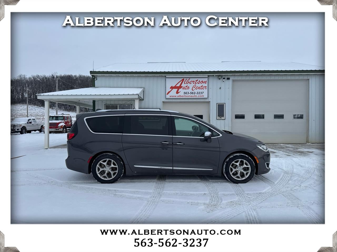 2017 Chrysler Pacifica Limited FWD