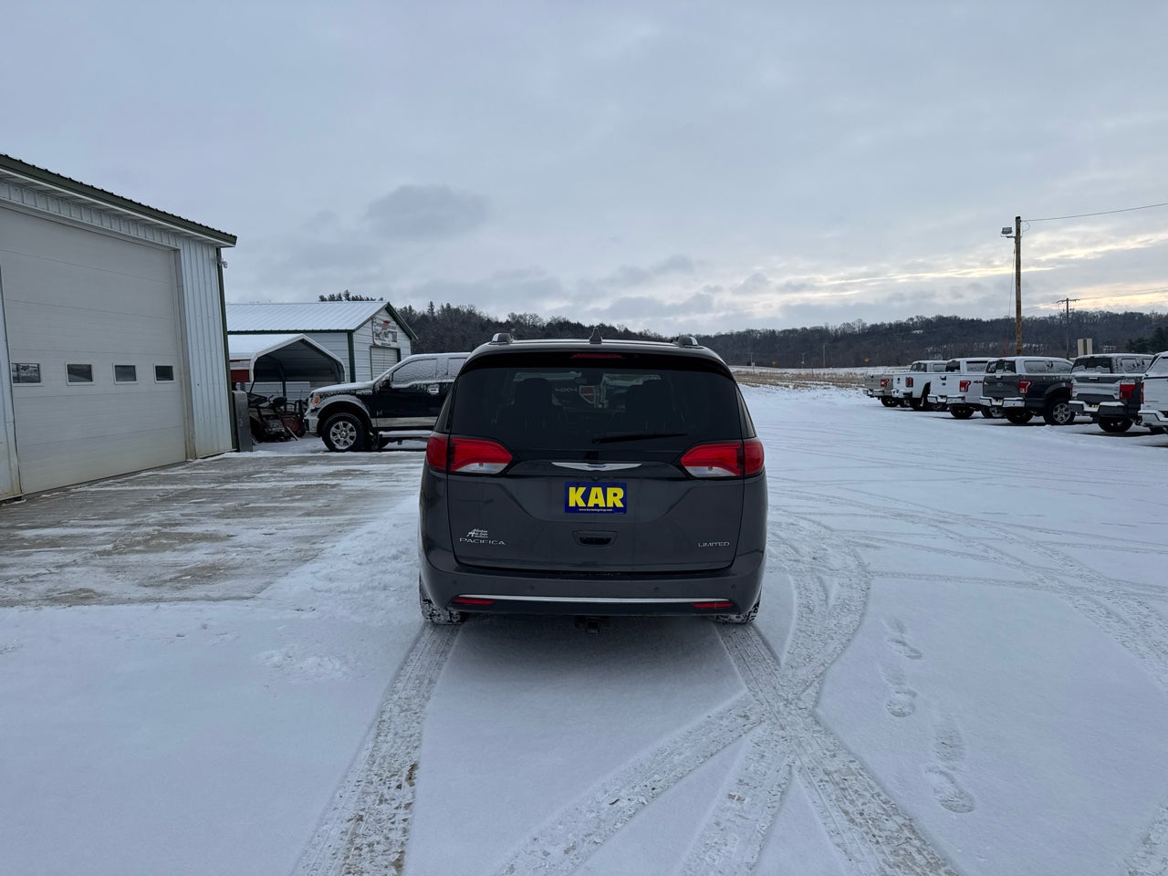 2017 Chrysler Pacifica Limited FWD