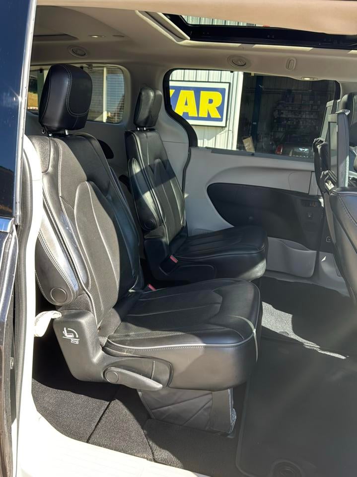 2018 Chrysler Pacifica Limited FWD