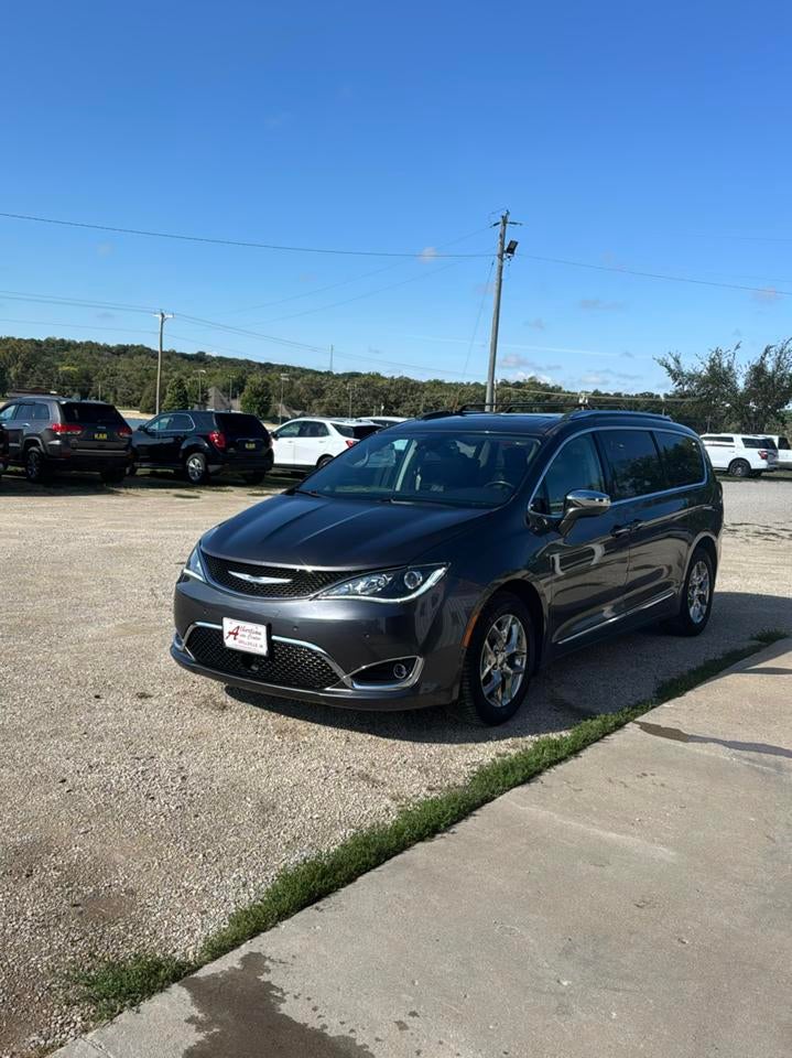 2018 Chrysler Pacifica Limited FWD