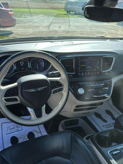 2018 Chrysler Pacifica Limited FWD
