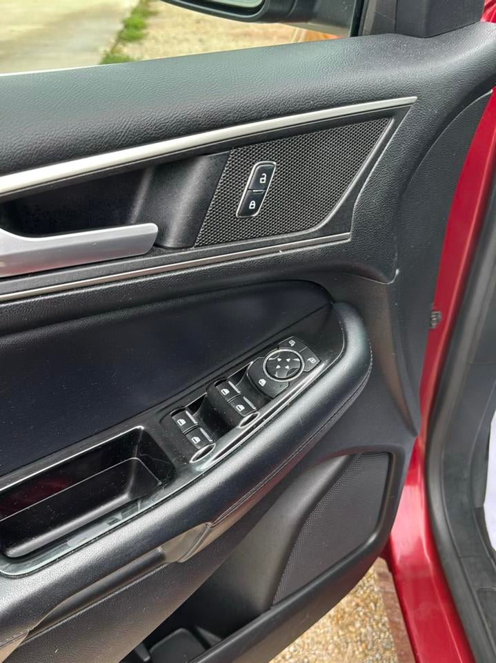 2016 Ford Edge 4dr SEL AWD
