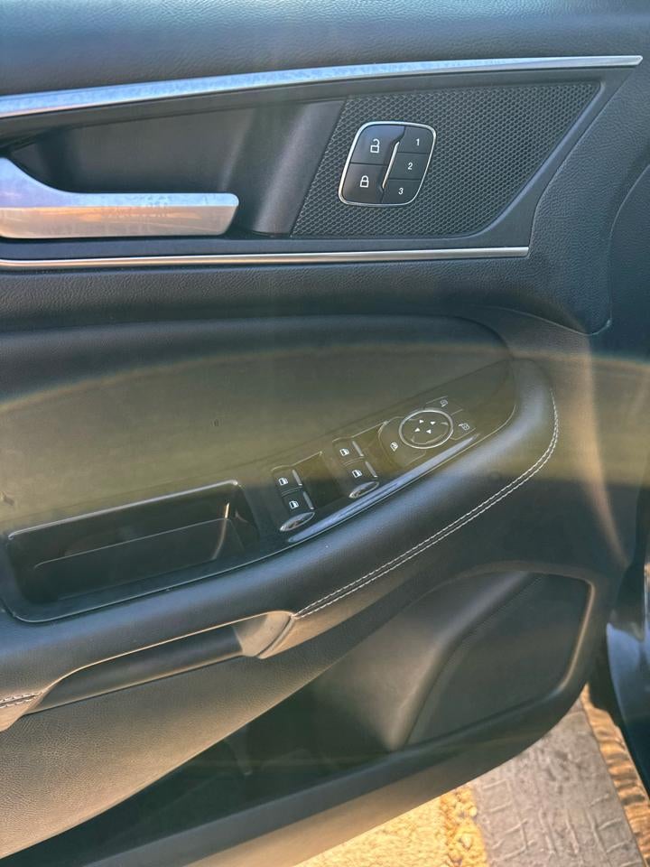 2015 Ford Edge 4dr Sport AWD