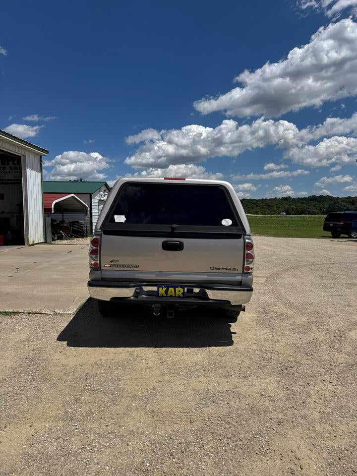 2005 Chevrolet Silverado 1500 Crew Cab 143.5" WB LS