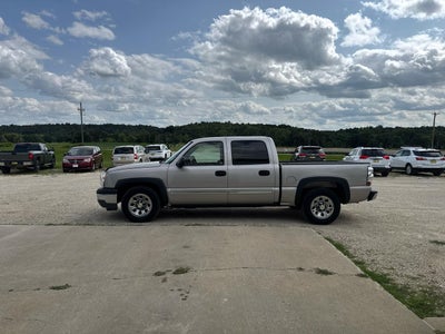 2005 Chevrolet Silverado 1500 Crew Cab 143.5" WB LS