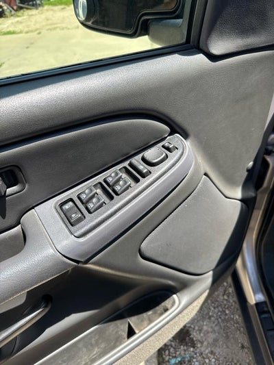 2005 Chevrolet Silverado 1500 Crew Cab 143.5" WB LS