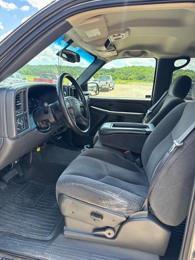 2005 Chevrolet Silverado 1500 Crew Cab 143.5" WB LS