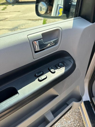 2005 Mercury Monterey 4dr Convenience