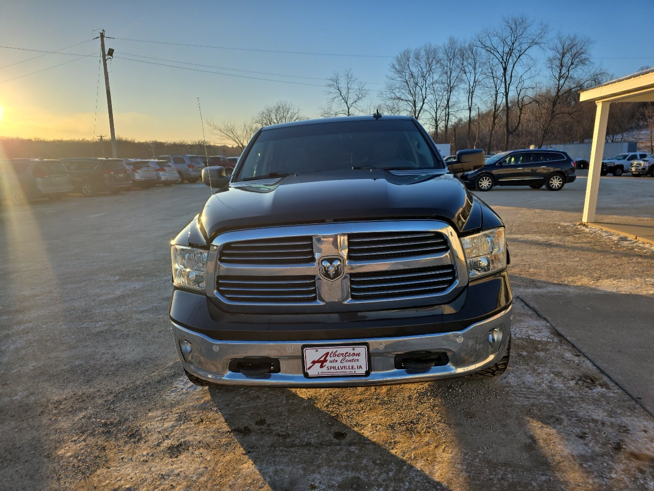 2016 RAM 1500 4WD Crew Cab 140.5" Big Horn