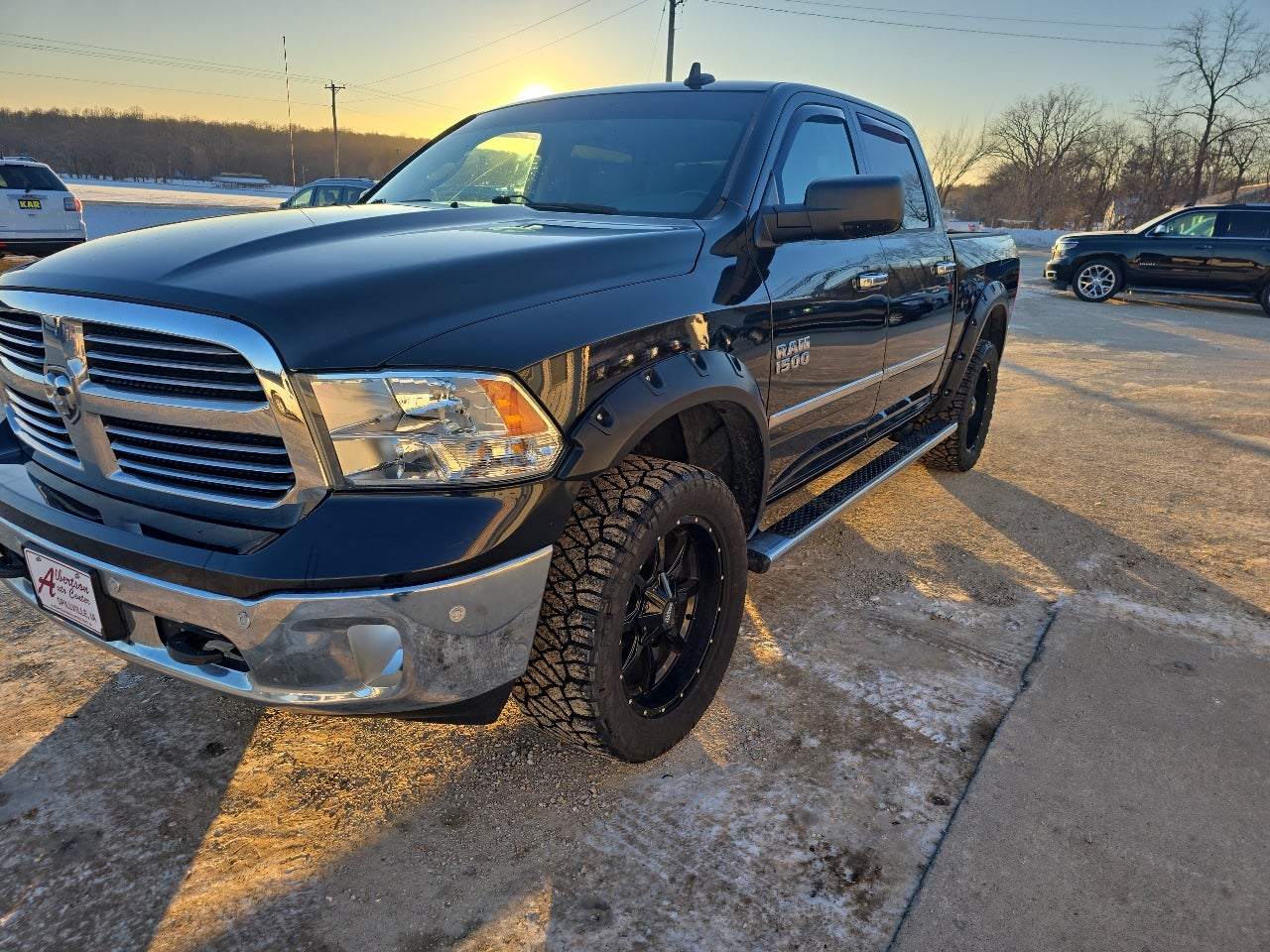 2016 RAM 1500 4WD Crew Cab 140.5" Big Horn