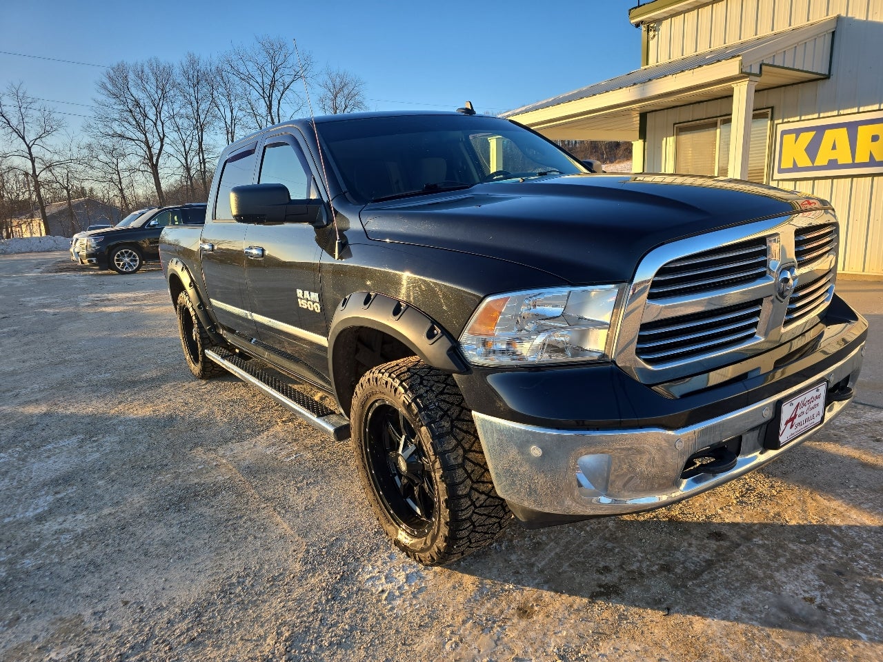 2016 RAM 1500 4WD Crew Cab 140.5" Big Horn