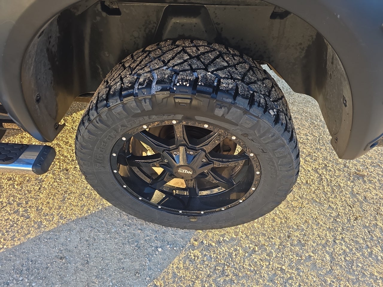 2016 RAM 1500 4WD Crew Cab 140.5" Big Horn