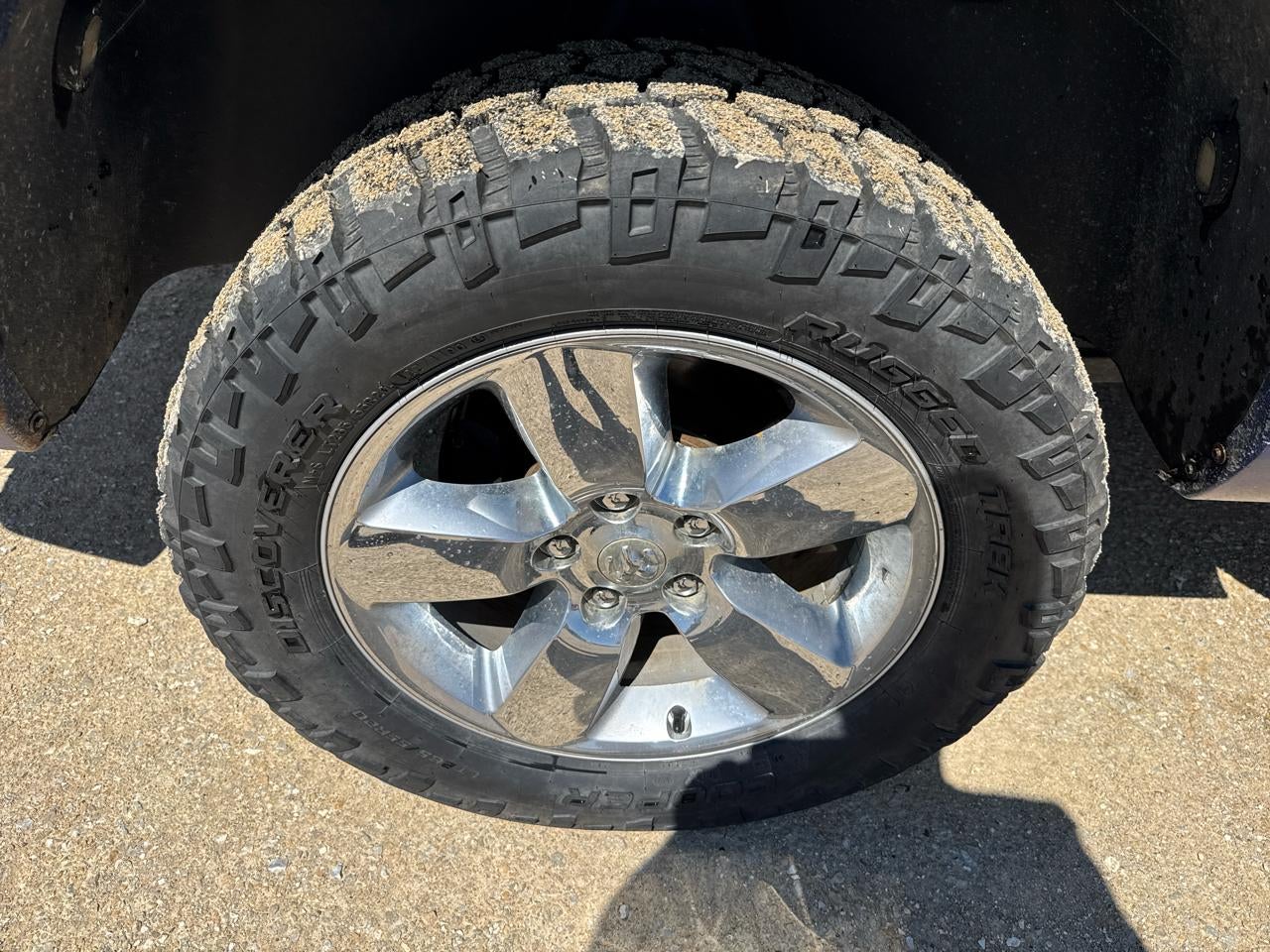 2016 RAM 1500 4WD Crew Cab 140.5" Big Horn